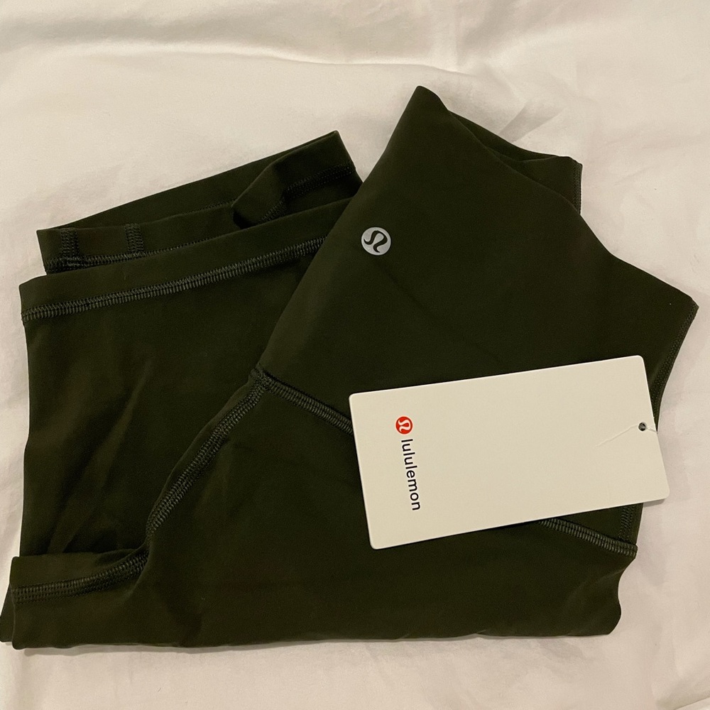 LULULEMON  Align High-Rise Bike Short 8" Dark OLIVE Green NULU SIZE 6 PERFECT - Picture 6 of 8